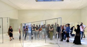 Abu Dhabi: 2,000 Students and Teachers Transform Louvre Museum into Classroom