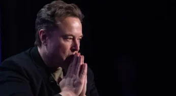 Elon Musk Threatens to Ban Apple Devices from His Companies if They Integrate ChatGPT