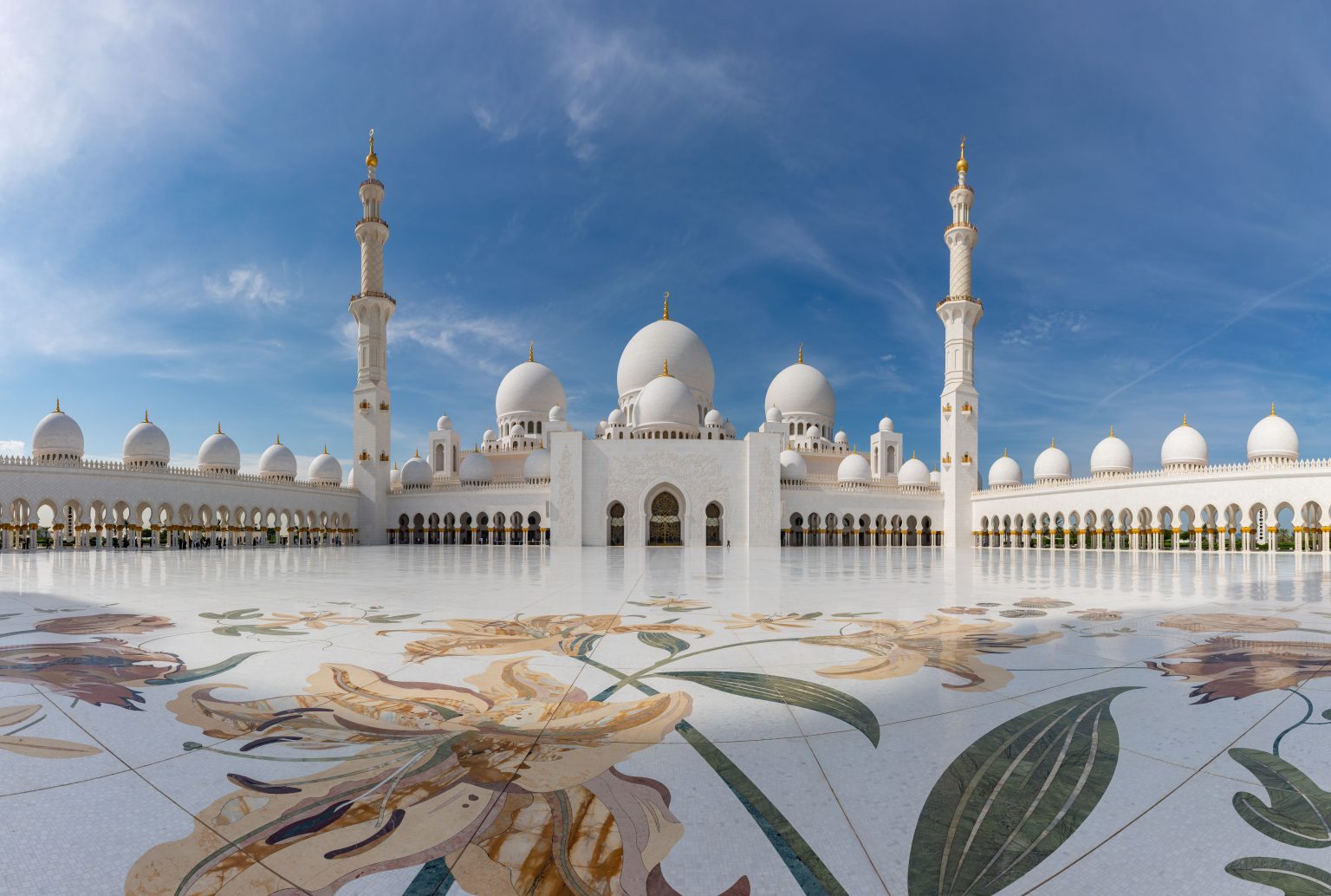 Sheikh Zayed Grand Mosque Sees Record 4.3 Million Visits in First Half of 2024
