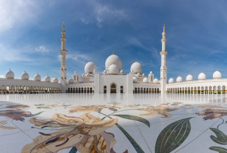 Sheikh Zayed Grand Mosque Sees Record 4.3 Million Visits in First Half of 2024