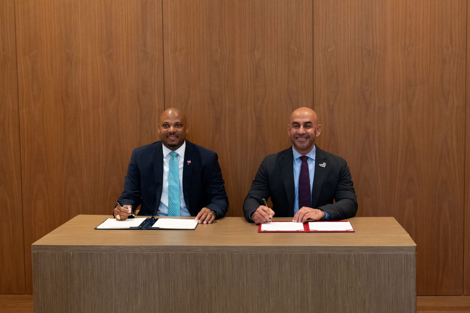 UAE and Bermuda Collaborate on Government Development and Modernization