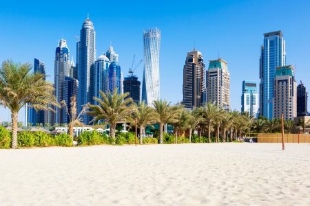 UAE Weather Forecast: Fair Weather with Humidity and Blowing Dust Expected from August 14-18, 2024