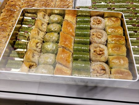 Dubai’s Must-Try Viral Desserts: A Sweet Journey Through the City’s Top Treats