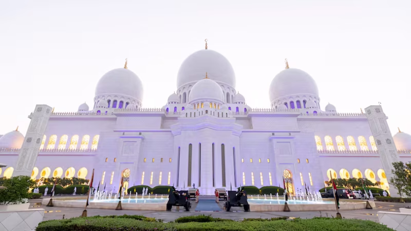 Friday confirmed as first day of Eid Al Fitr in UAE