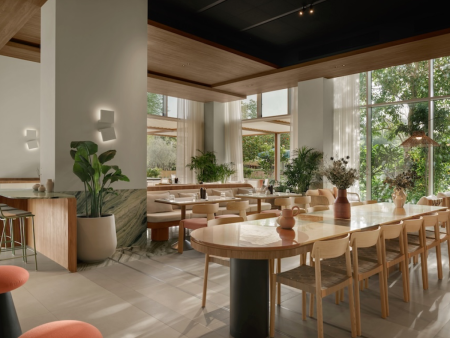 This Dubai Café Just Works For Some Reason NETTE