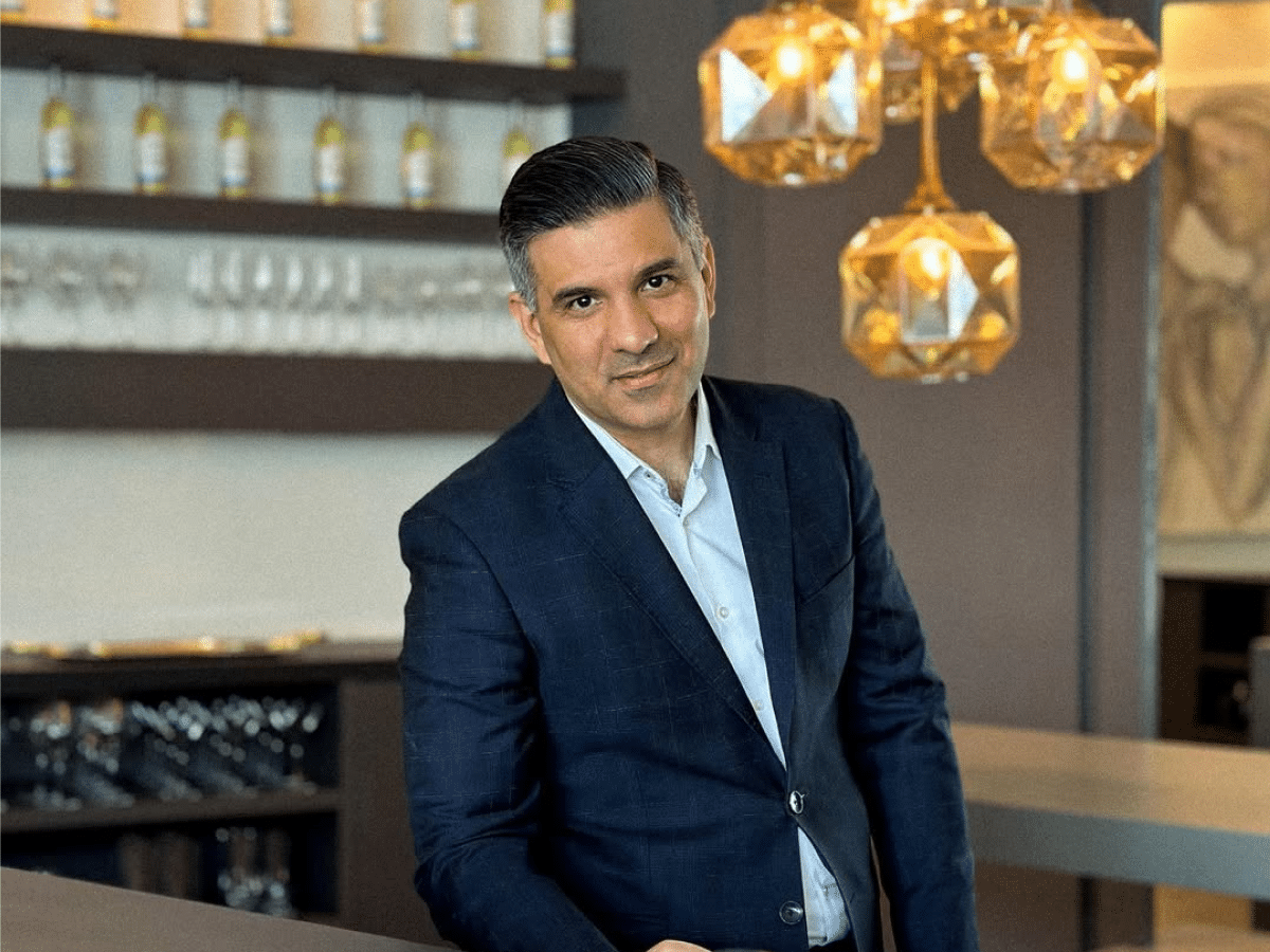 Million Dollar Listing UAE Extraordinaire Ben Bandari Gives Luxury Real Estate OG Energy Million Dollar Listing UAE Extraordinaire Ben Bandari Gives Luxury Real Estate OG Energy